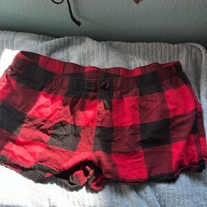 Old navy plaid extra large shorts